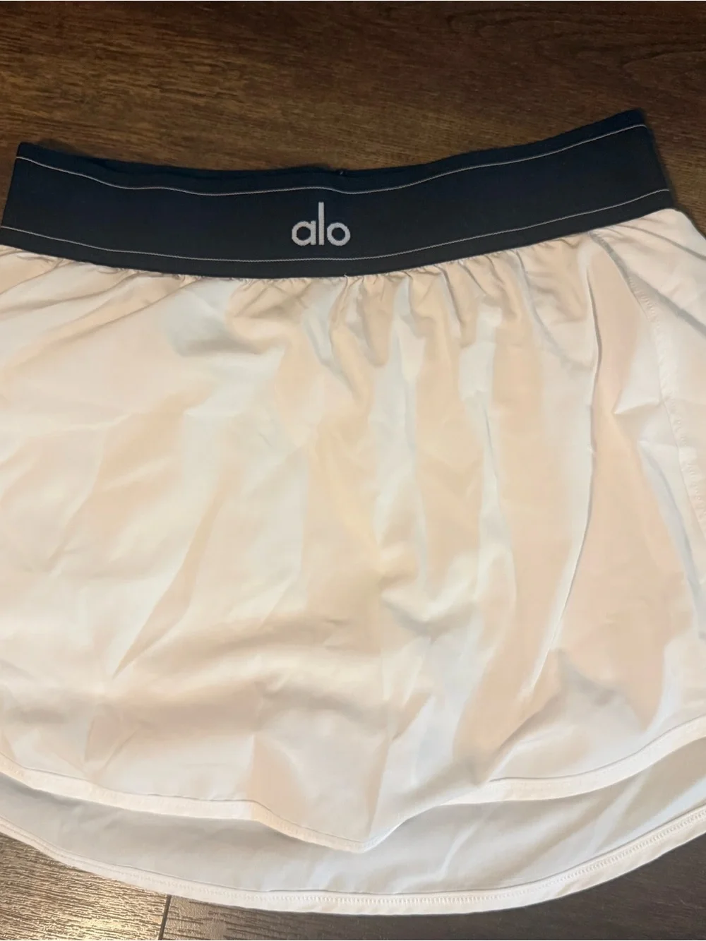 ALO Yoga White Mini Skort with Black Waistband